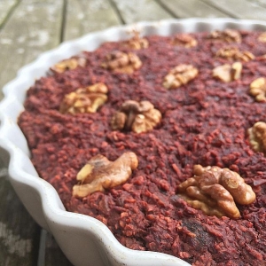 Beetroot chocolate baked oatmeal with raw cacao (gluten free)