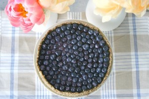 Healthy Lemon Curd Tart Recipe with Blueberries - paleo - vegan