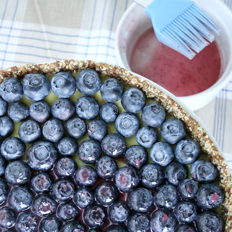 Healthy Lemon Curd Tart Recipe with Blueberries - paleo - vegan