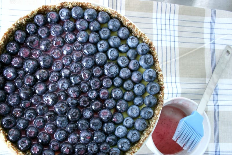 Healthy Lemon Curd Tart Recipe with Blueberries - paleo - vegan