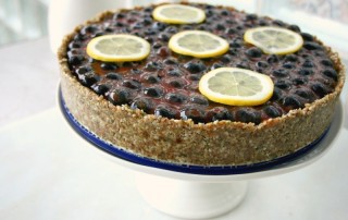 Healthy Lemon Curd Tart Recipe with Blueberries - paleo - vegan